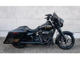 harley davidson street glide black & gold m8 wenig km road