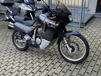 ② honda transalp 600
