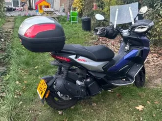 aprilia, sr, 2022, 125 (cc)