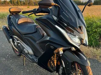 kymco ak 550 abs comme neuf
