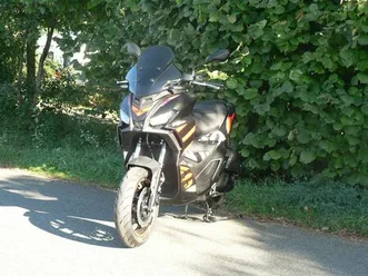 aprilia sr gt replica 200