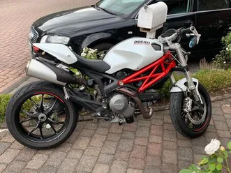 ducati monster 796 abs a2