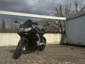 aprilia rs4
