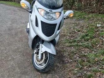 kymco grand dink 125s