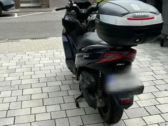 kymoco zu verkaufen, steht meine roller mit top zustand