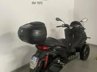piaggio mp3 300 hpe sport