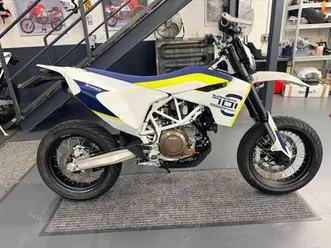husqvarna 701 supermoto