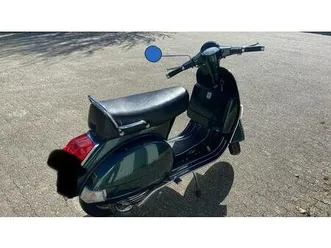 vespa roller klassisch dunkelgrün gepflegt 125 px lusso e.