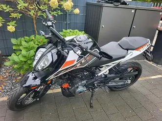 ktm duke 390