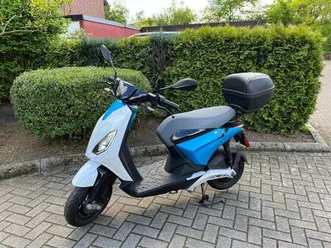 elektroroller piaggio one+ 45 km/h - top zustand - 938 km