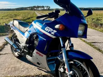 kawasaki gpz 900r top gun