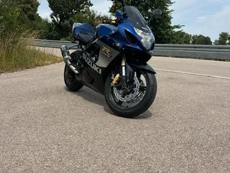 suzuki gsxr 750