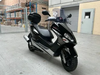 yamaha yp 125e majesty