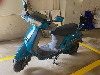 a vendre scooter peugeot sv125
