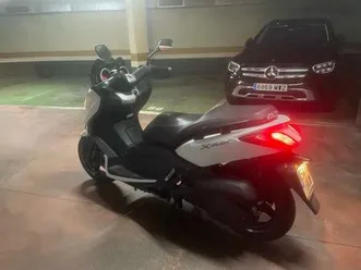 yamaha - x max 125 cc
