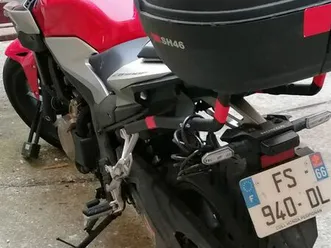 moto 500 cb honda rouge