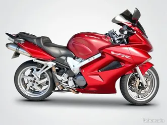 vends ou échange 800 vfr fi vtec dual abs