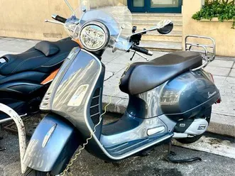 vespa 125 gts