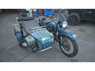 ural tourist gespann mit seitenwagenantrieb