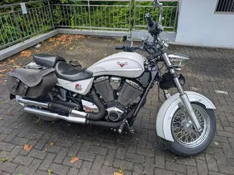 victory boardwalk cruiser mit abs ähnlich indian harley
