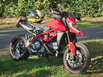ducati hypermotard 950