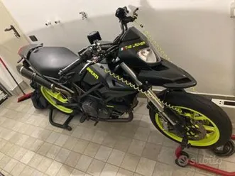 ducati hypermotard 796 2010