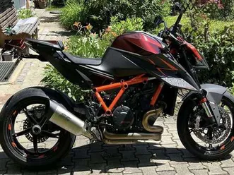 ktm 1290 super duke r