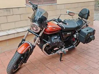 moto guzzi v9 - 2017