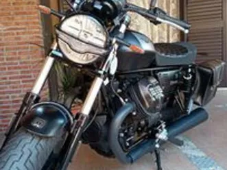 moto guzzi v9 - 2021