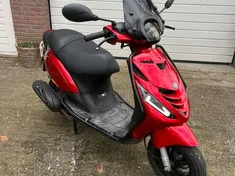piaggio zip 4t 50cc — scooters | piaggio — marktplaats