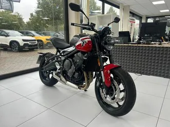 triumph trident 660
