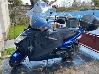 scooter yamaha cygnus 125 cm3