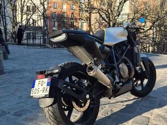 moto husqvarna vitpilen 701 excellent etat