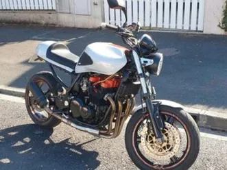 kawasaki zr7 ■esthétique modifier, rien a prévoir, cg a jour