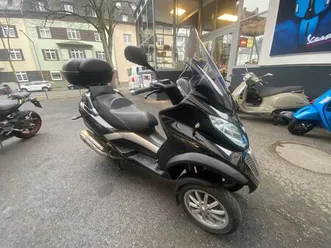 piaggio mp3 500 lt