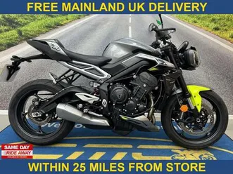 triumph street triple 765 r