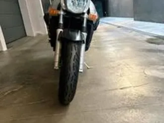 suzuki gsr 600 anno 2007