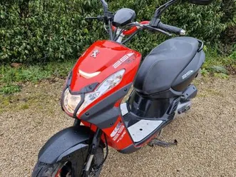 peugeot scooter
