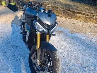 speed triple 1200 rs