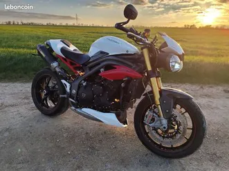 triumph speed triple r