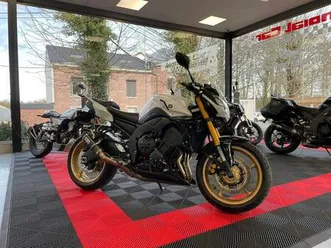 ② yamaha fz8-n