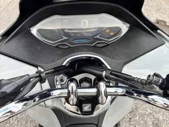 honda - pcx año 2023
