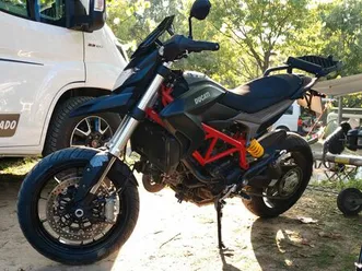 ducati hypermotard 821