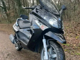 piaggio xevo 125