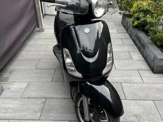 sym fiddle 2 uit 2017 13500. km vr pr €575 — scooters | sym — marktplaats
