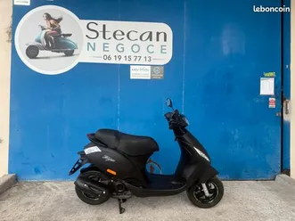 piaggio zip 50 4 t euros 5 ( proche neuf )