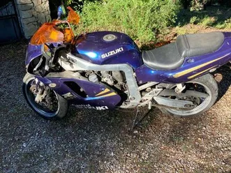 moto suzuki gsxr