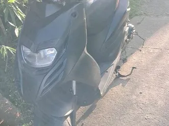 scooter aprilia