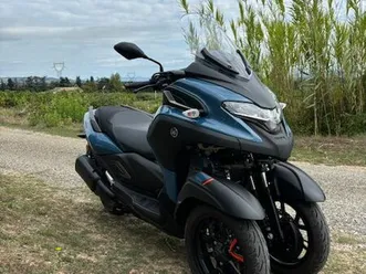 scooter yamaha tricity 300