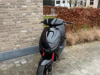 ② peugeot vivacity sport